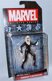 MARVEL INFINITE SERIES GATA NEGRA FIGURA 9CM