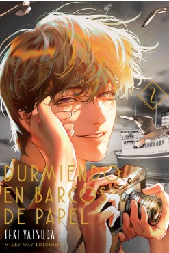 DURMIENDO EN BARCOS DE PAPEL 01